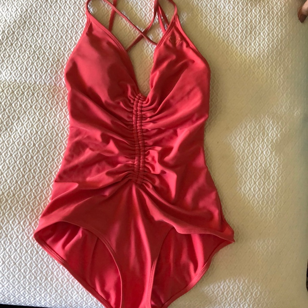 •Roxy Cinched One Peice